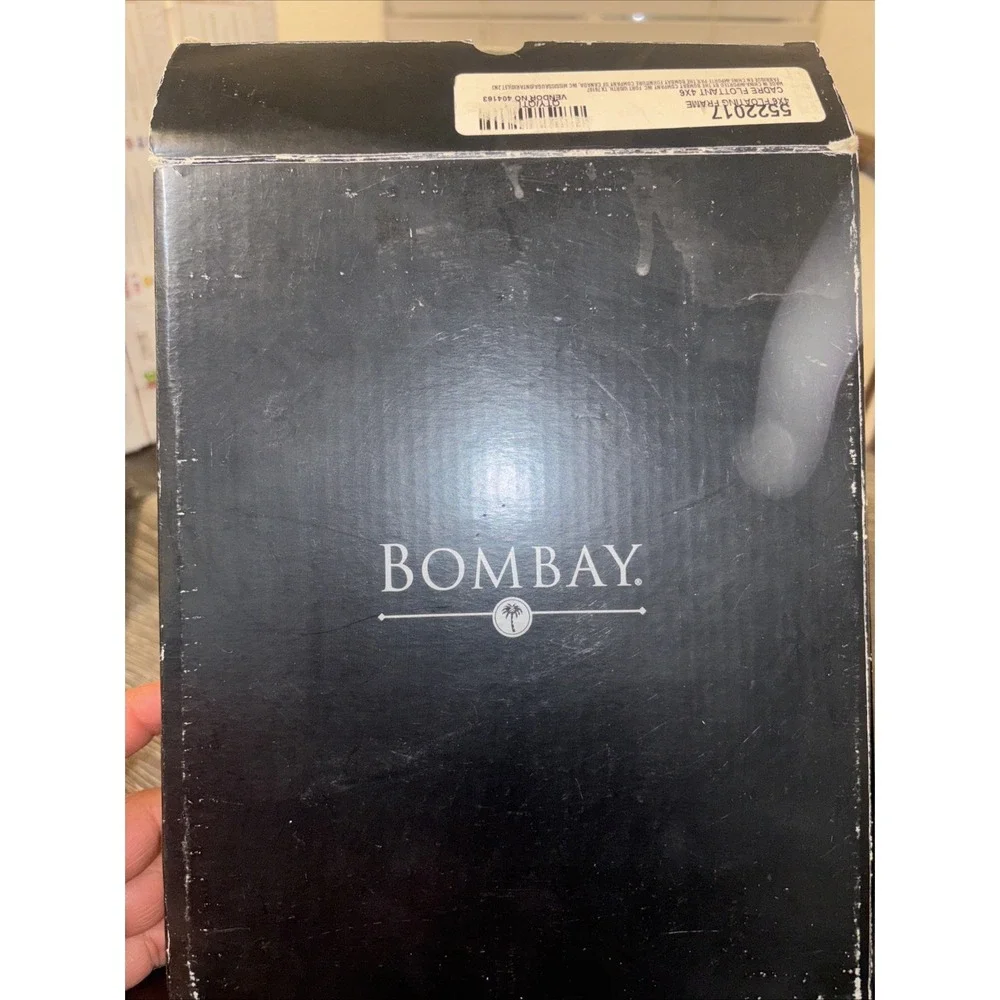 Bombay Floating Frame 6x8 -5x7‎ New